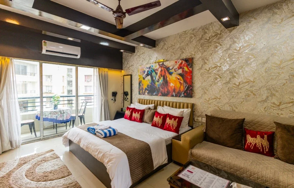 Premium Horse Theme Room with High Rise View at Nestıng Nook Premium Horse Theme Room with High Rise View at Nestıng Nook